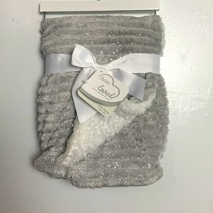 Born Loved luxury baby blanket 30”x40”